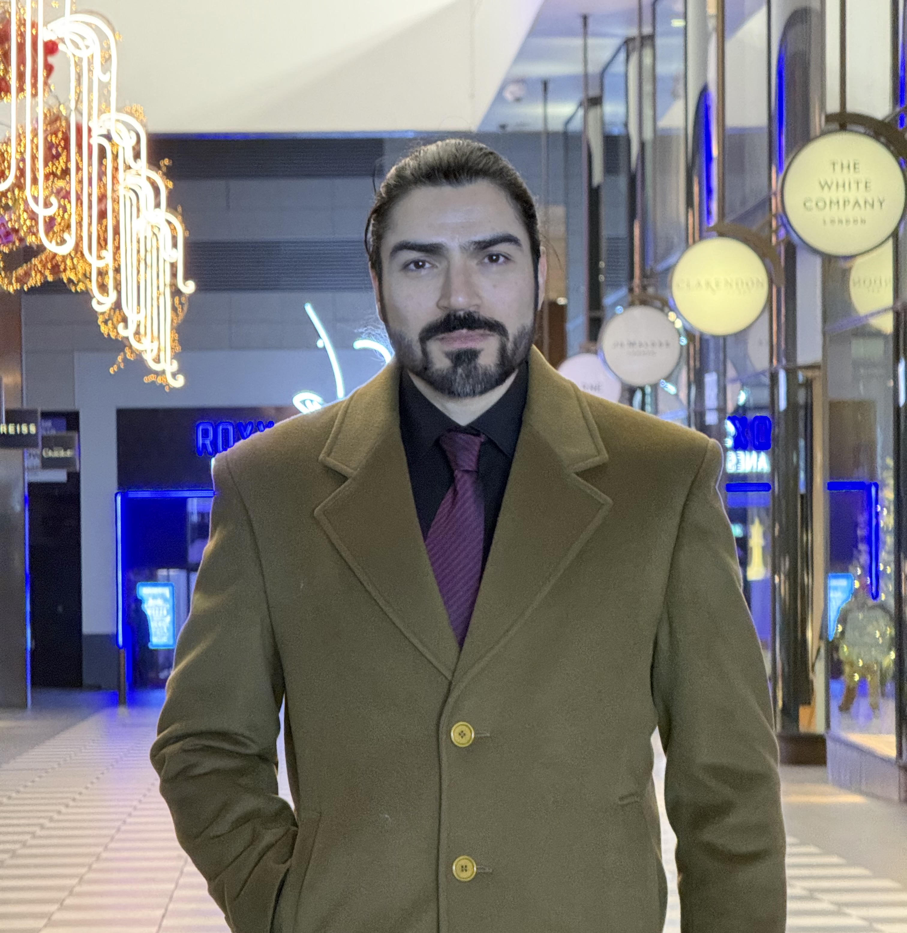 Dr Mahdi Seify PhD — Founder & Chief Intelligence Officer of Dentix7